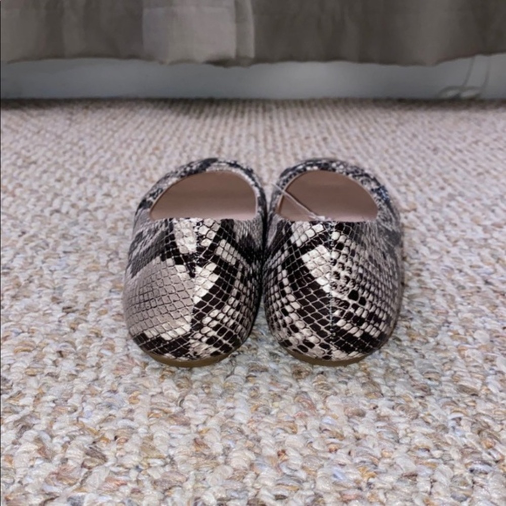 NWOB Fergalicious by Fergie Reptile Faux Snakeskin Women’s Ballet Flats Shoes - Picture 10 of 10